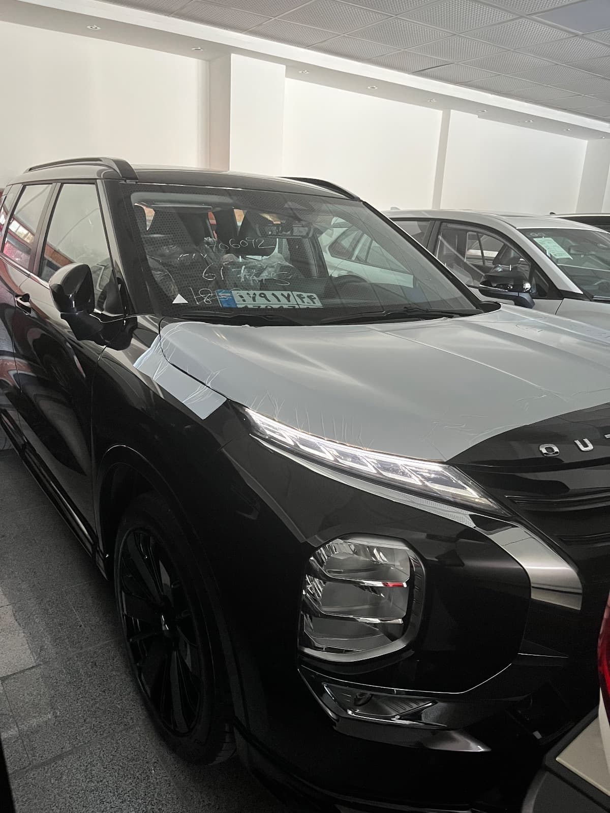 میتسوبیشی OutLander H Line