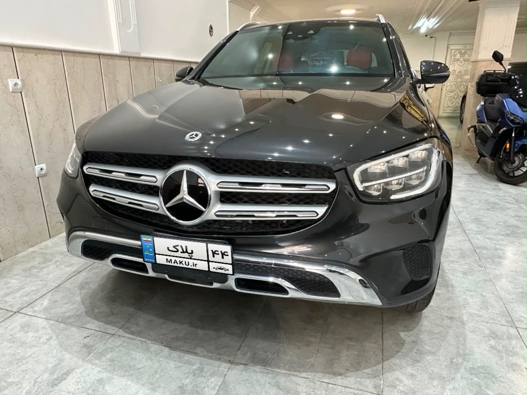 مرسدس GLc300 ۲۰۲۱ مشکی کارکرده پلاک منطقه آزاد ماکو