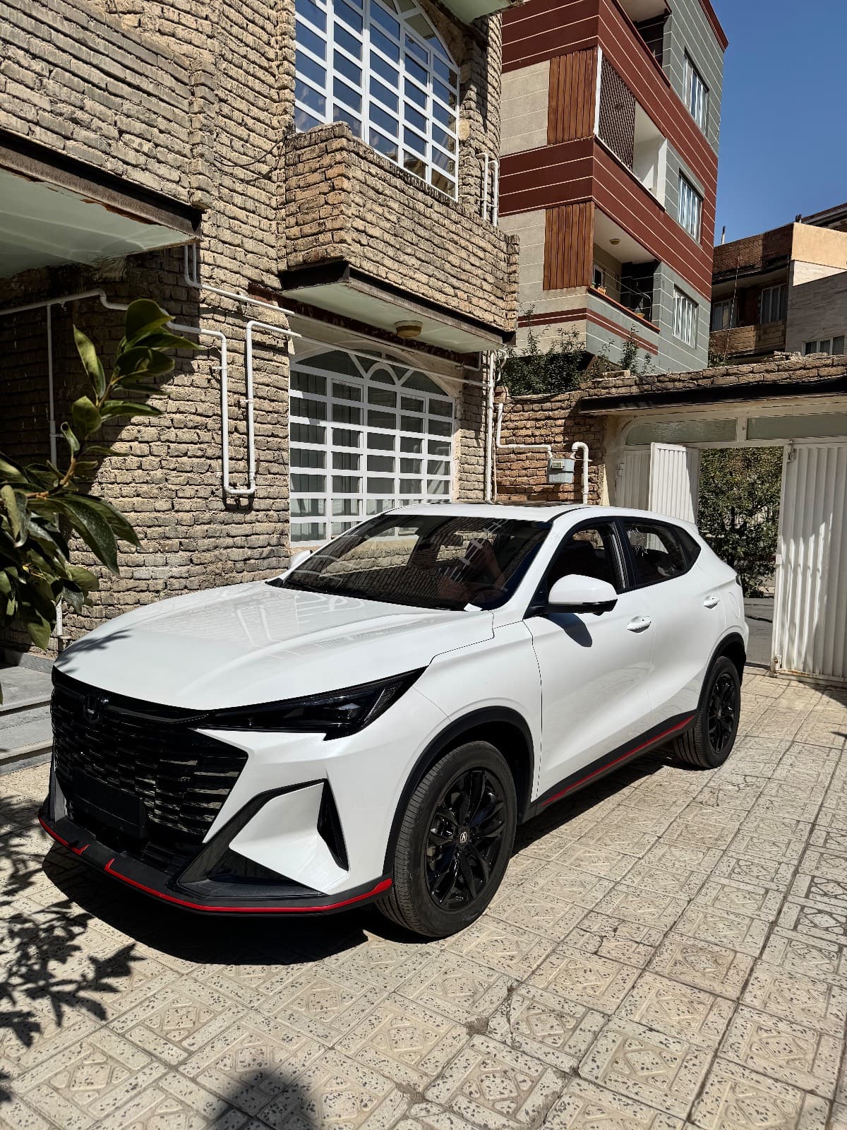 چانگان x5 plus فول ۲۰۲۶ سفید صفر کیلومتر پلاک منطقه آزاد ماکو