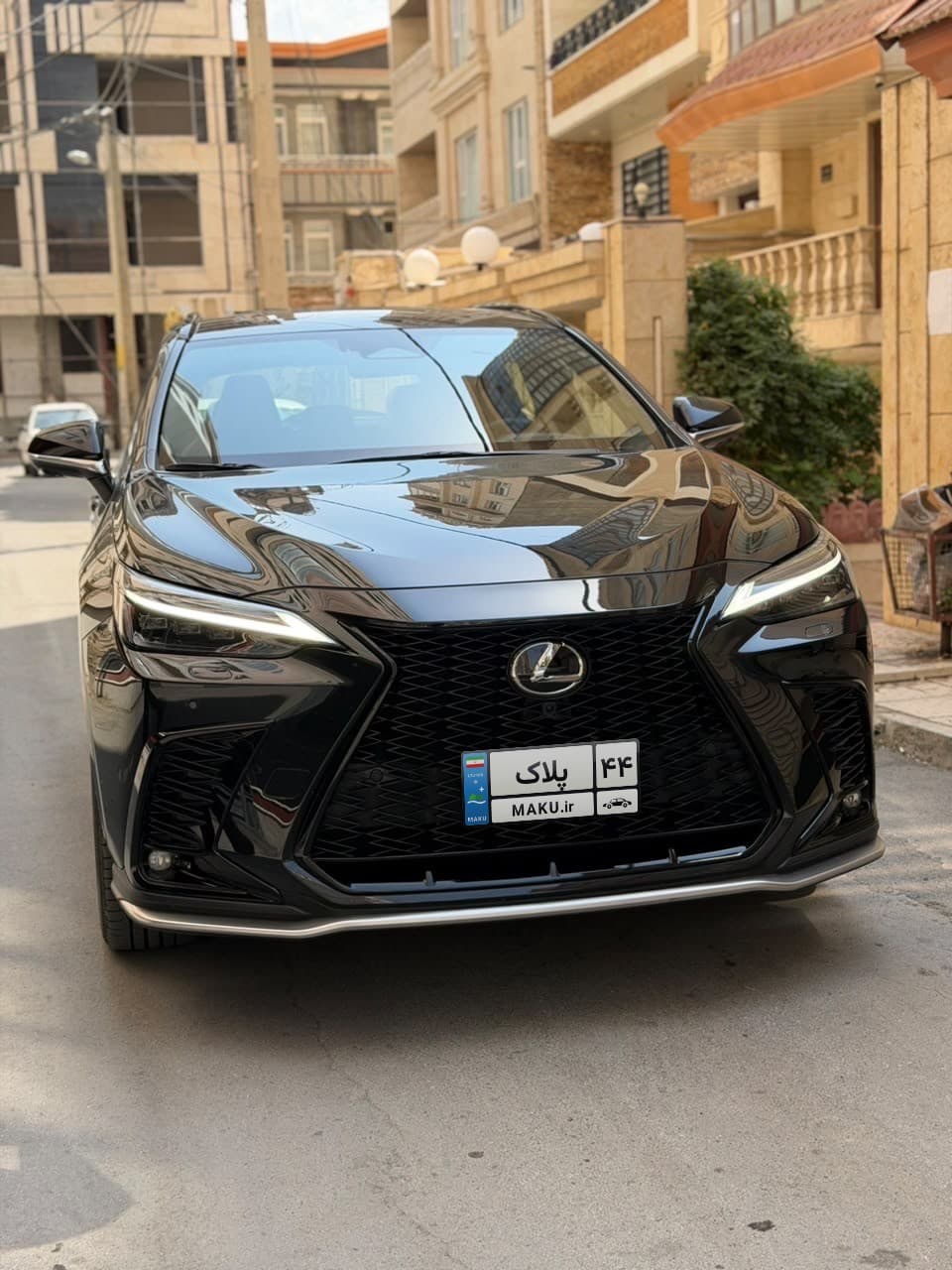 لکسوس لکسوسfاسپورت ۲۰۲۵ مشکی کارکرده پلاک منطقه آزاد ماکو